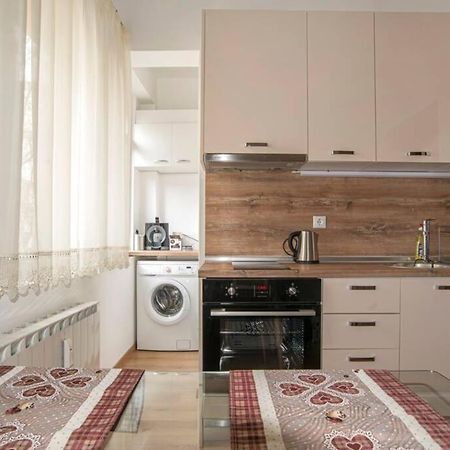 Elegant & Stylish 2 Bedroom Top Central Apartment София Экстерьер фото