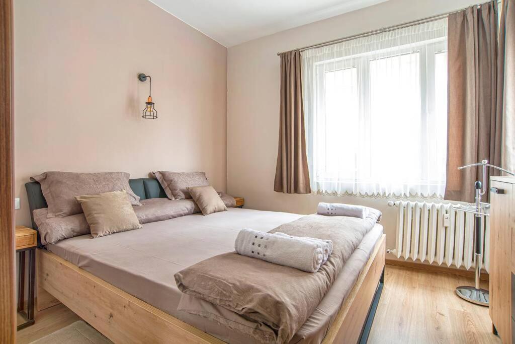 Elegant & Stylish 2 Bedroom Top Central Apartment София Экстерьер фото