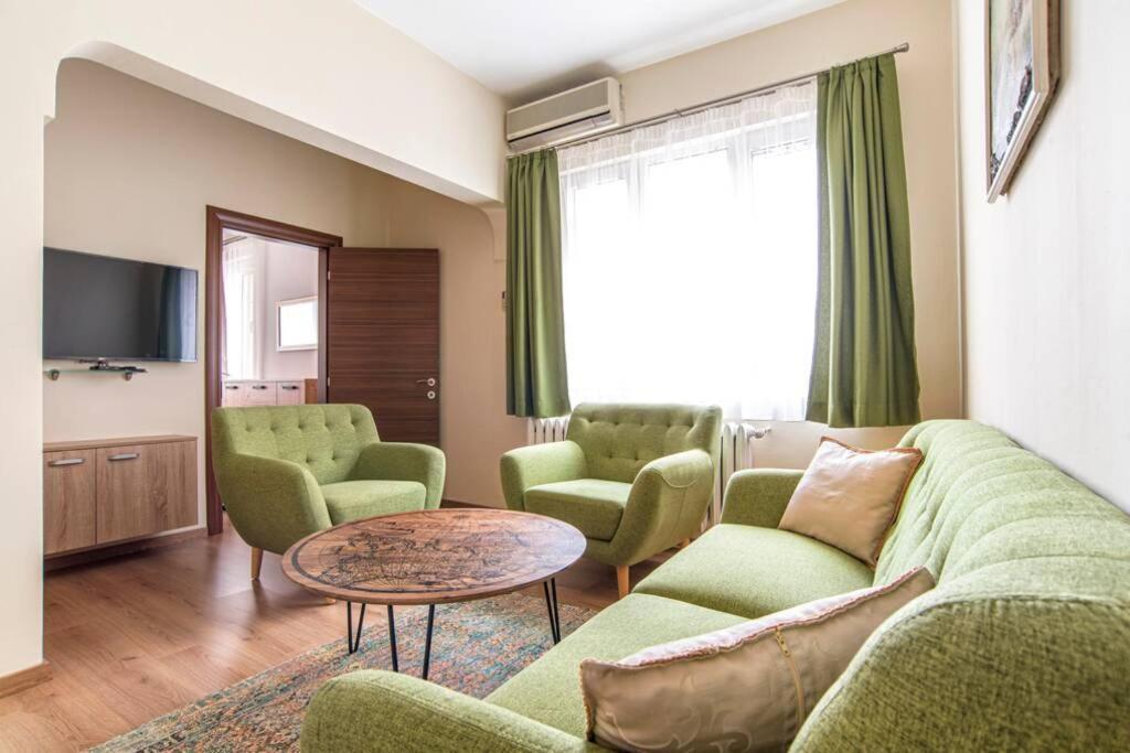 Elegant & Stylish 2 Bedroom Top Central Apartment София Экстерьер фото